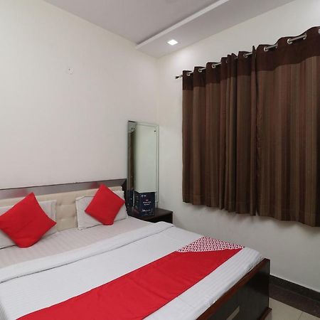 Oyo 24723 Hotel Atul Palace 아그라 외부 사진