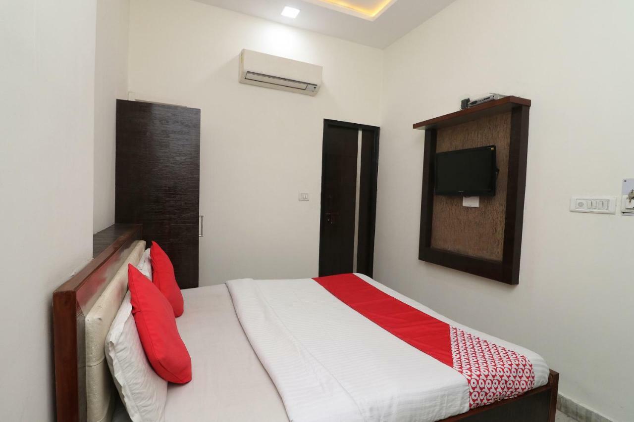 Oyo 24723 Hotel Atul Palace 아그라 외부 사진