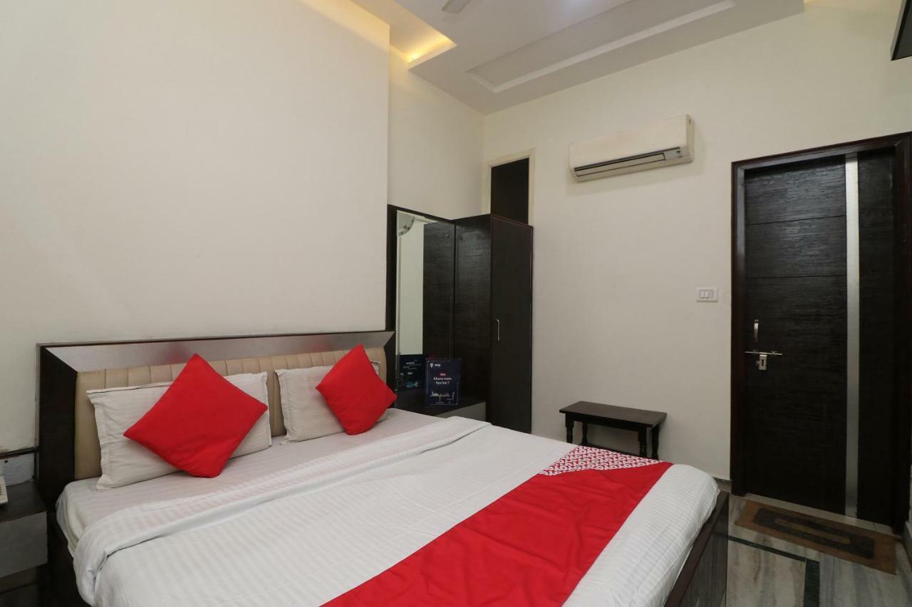 Oyo 24723 Hotel Atul Palace 아그라 외부 사진